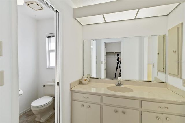 2271 PINE VIEW CIRCLE, Sarasota, FL 34231