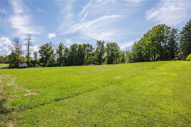 Port Bay Road, Huron, NY 14590