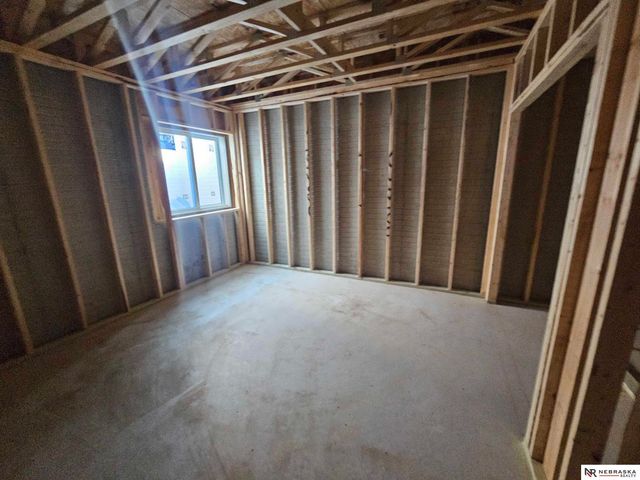 10500 S 75th Street, Lincoln, NE 68516