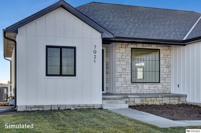 10500 S 75th Street, Lincoln, NE 68516
