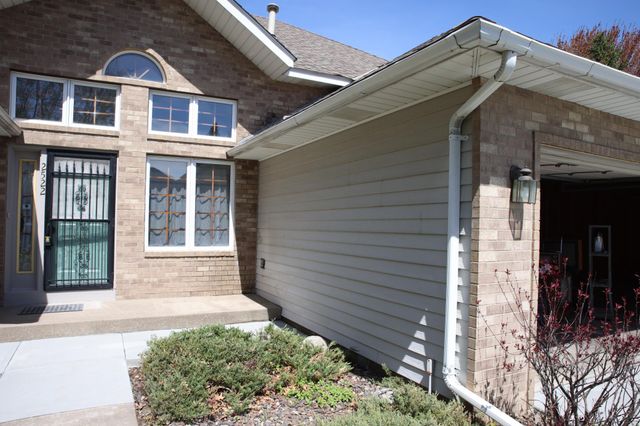 2522 Windsor Lane, Woodbury, MN 55125