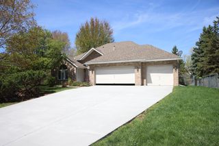 2522 Windsor Lane, Woodbury, MN 55125