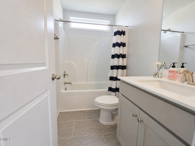 142 Greenhouse Street, Zebulon, NC 27597