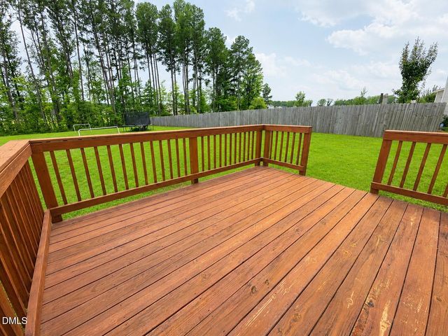 142 Greenhouse Street, Zebulon, NC 27597