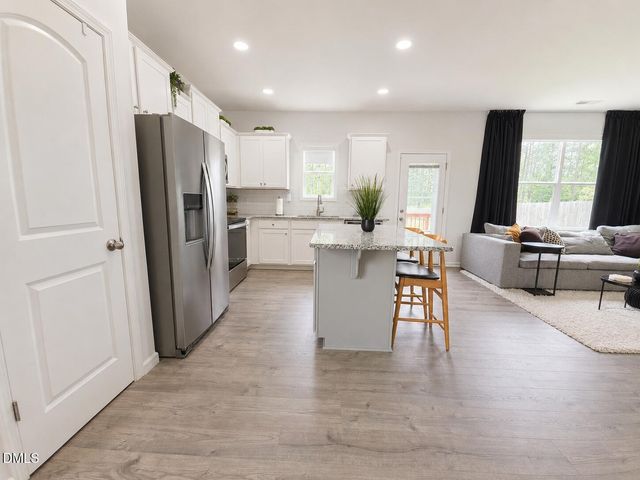 142 Greenhouse Street, Zebulon, NC 27597