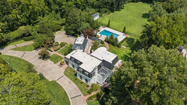 110 Lynnwood Blvd, Nashville, TN 37205