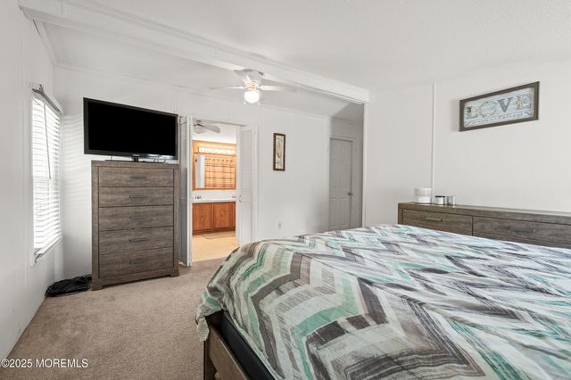 1991 NJ 37, 110, Toms River, NJ 08757