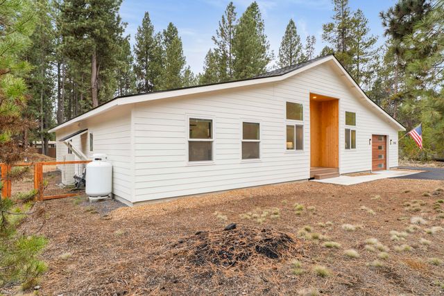 17133 Norwalk Road, Bend, OR 97707