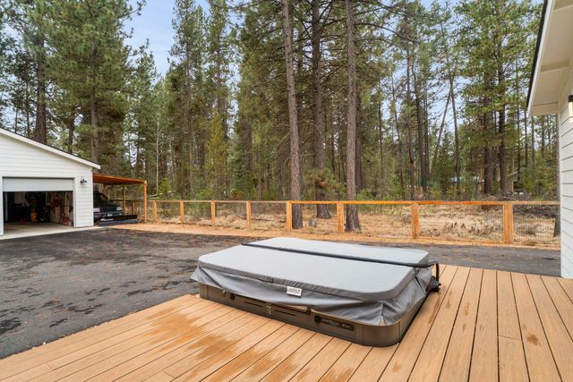 17133 Norwalk Road, Bend, OR 97707