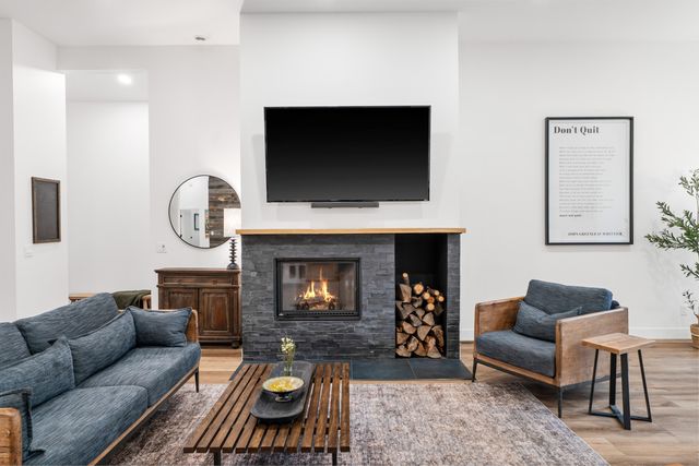 17133 Norwalk Road, Bend, OR 97707