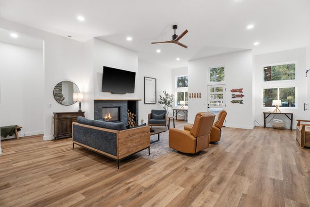 17133 Norwalk Road, Bend, OR 97707