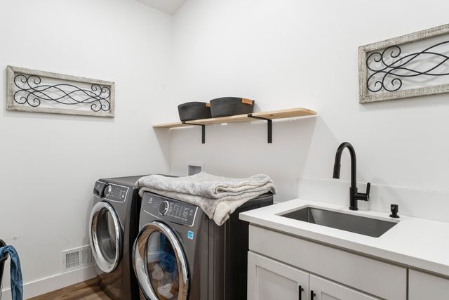 17133 Norwalk Road, Bend, OR 97707