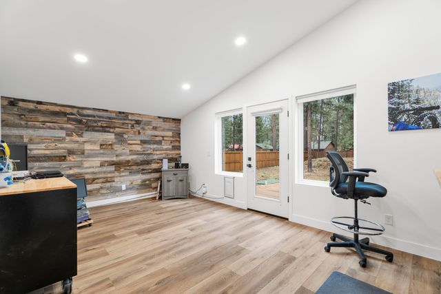 17133 Norwalk Road, Bend, OR 97707