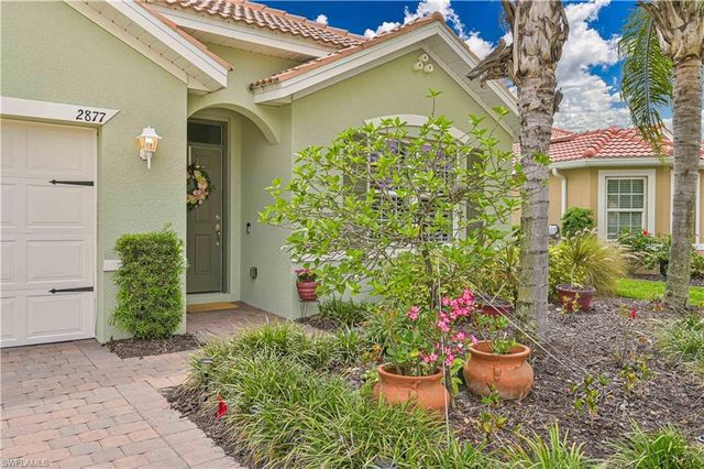 2877 Apple Blossom DR, Alva, FL 33920
