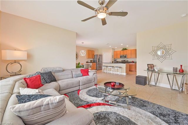 2877 Apple Blossom DR, Alva, FL 33920