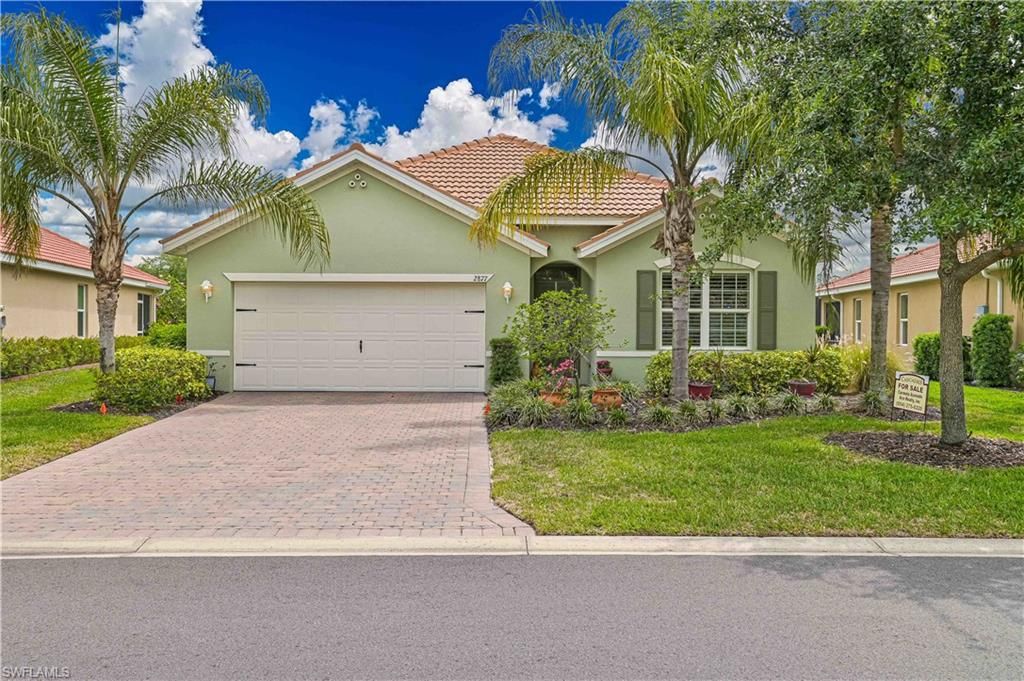 2877 Apple Blossom DR, Alva, FL 33920
