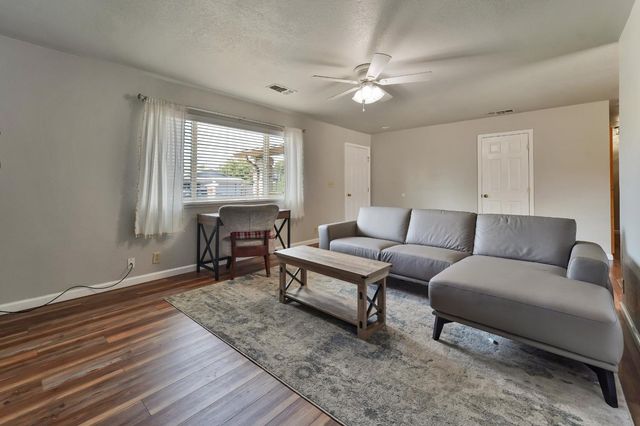 6224 E Wedgefield Way, Orangevale, CA 95662