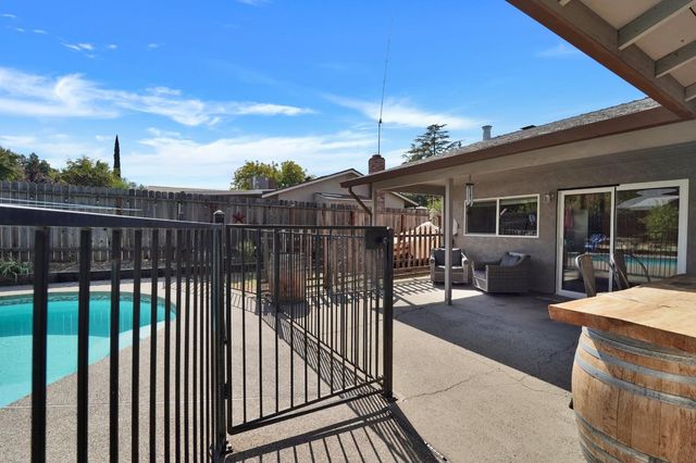 6224 E Wedgefield Way, Orangevale, CA 95662