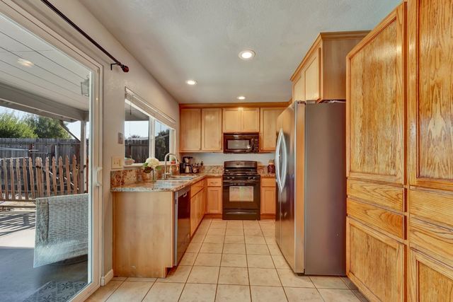 6224 E Wedgefield Way, Orangevale, CA 95662