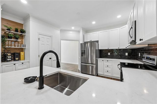 2164 Cape Liberty Drive, Suwanee, GA 30024