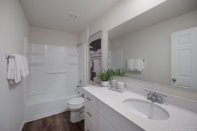 8403 Hamrick Circle, San Antonio, TX 78252