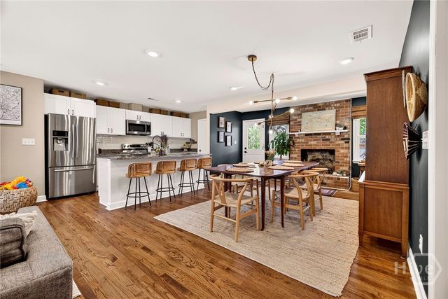 206 E 65th Street, Savannah, GA 31405