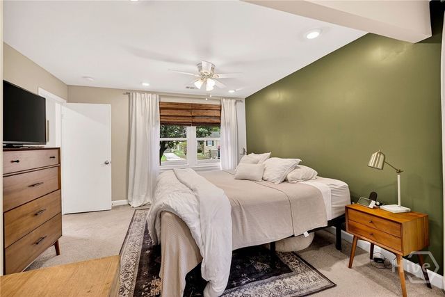 206 E 65th Street, Savannah, GA 31405