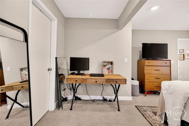 206 E 65th Street, Savannah, GA 31405