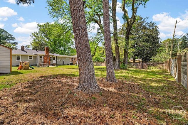 206 E 65th Street, Savannah, GA 31405