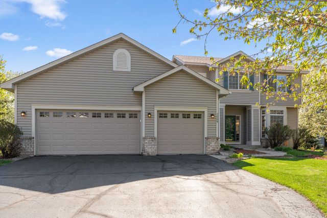 3069 Meadow Brook Drive, Woodbury, MN 55125