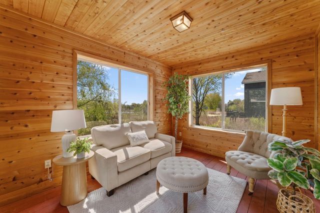 3069 Meadow Brook Drive, Woodbury, MN 55125