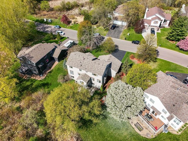 3069 Meadow Brook Drive, Woodbury, MN 55125