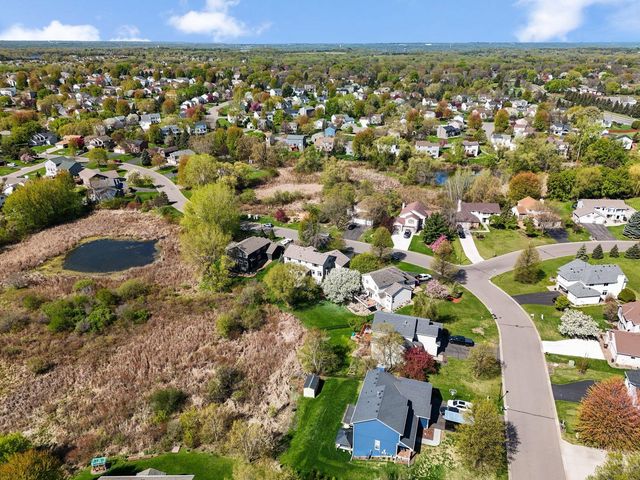 3069 Meadow Brook Drive, Woodbury, MN 55125