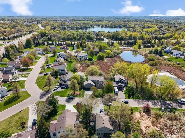 3069 Meadow Brook Drive, Woodbury, MN 55125