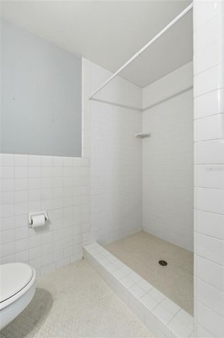 6742 WINTERSET GARDENS ROAD, Winter Haven, FL 33884