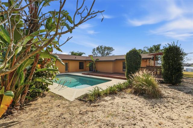 6742 WINTERSET GARDENS ROAD, Winter Haven, FL 33884