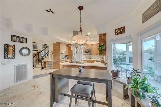 5041 Portraits Place, Las Vegas, NV 89149