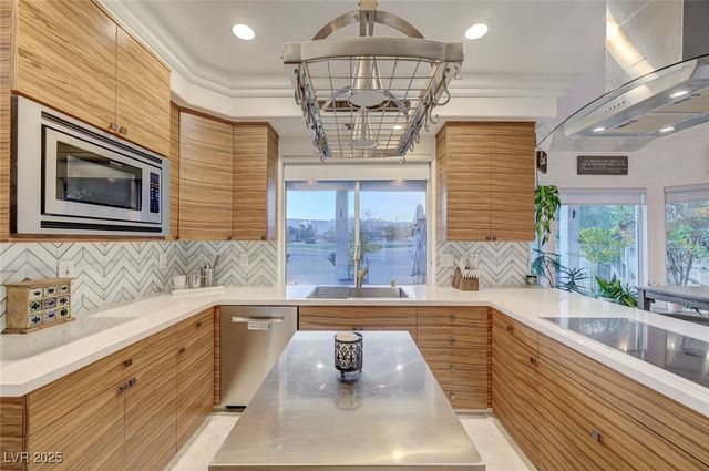 5041 Portraits Place, Las Vegas, NV 89149