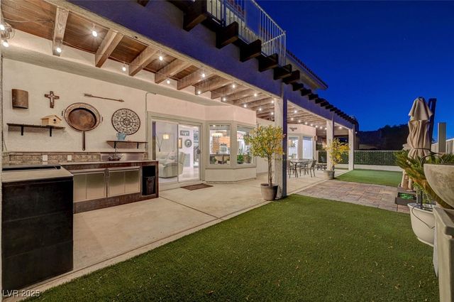 5041 Portraits Place, Las Vegas, NV 89149