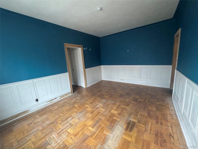 86-03 102 Street 2D, Richmond Hill, NY 11418