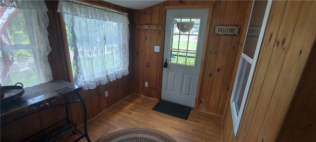 106 Tanner Rd, Greenville Boro, PA 16125