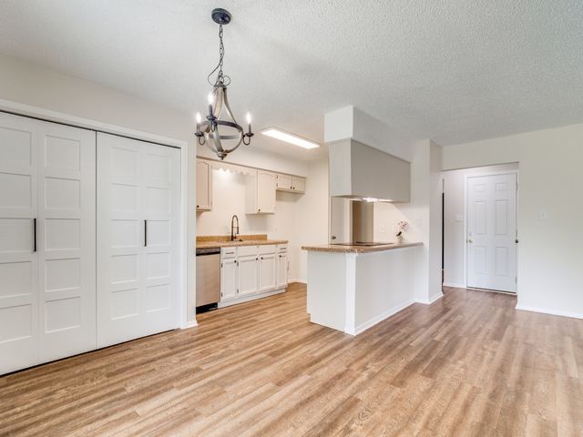 1108 Briar Court, Benbrook, TX 76126