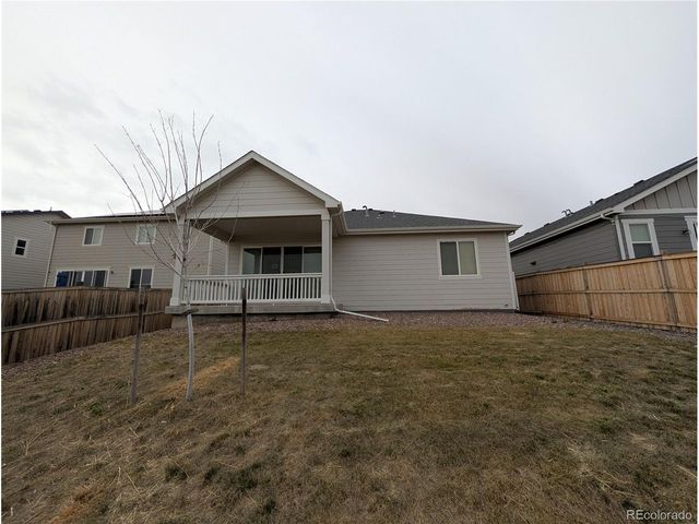 27646 E 10th Dr, Aurora, CO 80018
