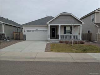 27646 E 10th Dr, Aurora, CO 80018