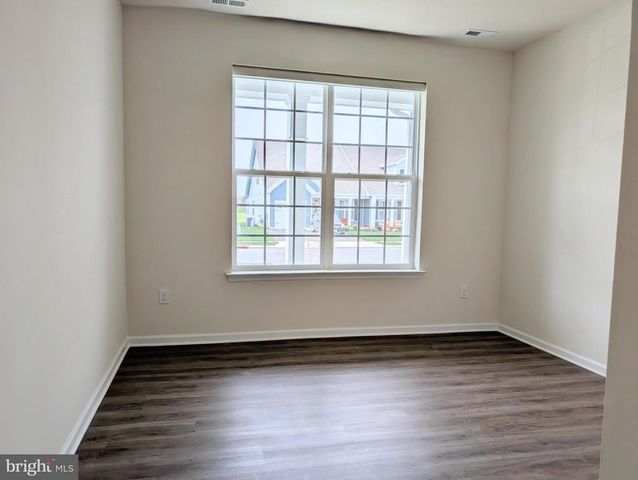 19 PRESTWICK LN, Williamstown, NJ 08094