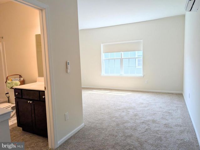 19 PRESTWICK LN, Williamstown, NJ 08094