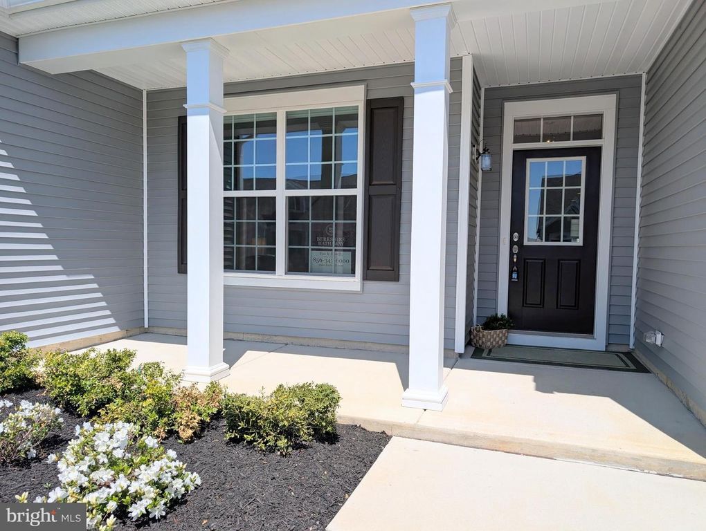 19 PRESTWICK LN, Williamstown, NJ 08094