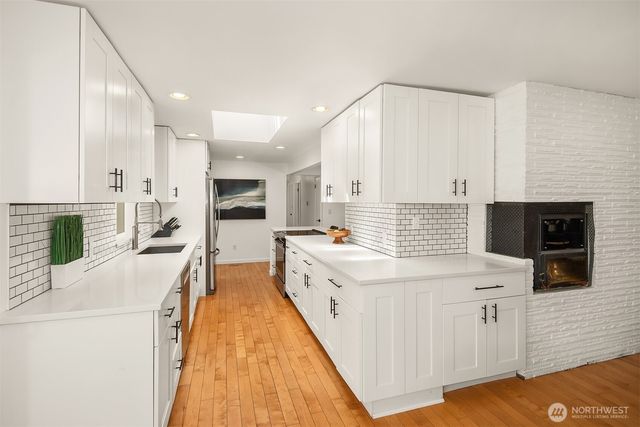 24109 107th Place W, Edmonds, WA 98020