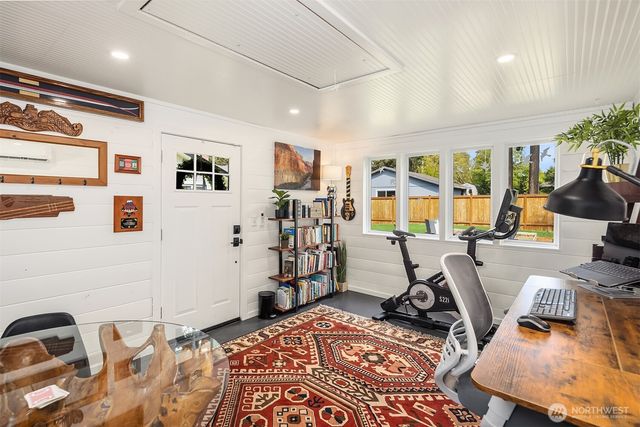 24109 107th Place W, Edmonds, WA 98020