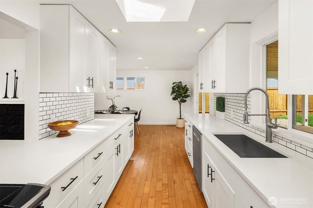 24109 107th Place W, Edmonds, WA 98020